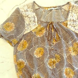 Printed summer blouse